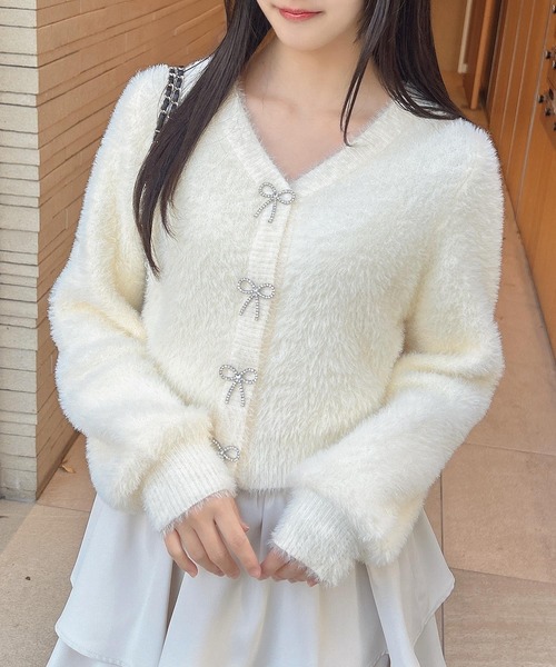 INGNI（イング）の「Vネックリボンボタンフェザーニットカーディガン