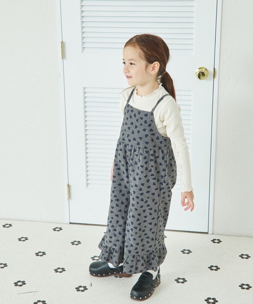 pairmanon（ペアマノン）の「裾フリル ワイドシルエット サロペット（サロペット/オーバーオール・キッズ・グレー系その他/レッド系その他/ドット・90/110/120/130/140/150/100）」の9枚目の写真
