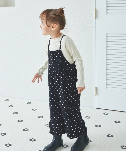 pairmanon（ペアマノン）の「裾フリル ワイドシルエット サロペット（サロペット/オーバーオール・キッズ・グレー系その他/レッド系その他/ドット・90/110/120/130/140/150/100）」の4枚目の写真