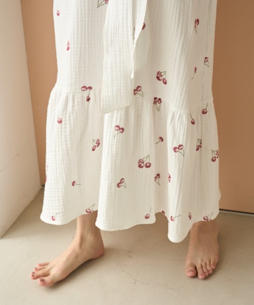 BRW ✴︎ SNIDEL  チェリー柄 トリプルガーゼフレアワンピース スナイデルホーム、トリプルガーゼ、ワンピース BRW ✴︎ SNIDEL HOME