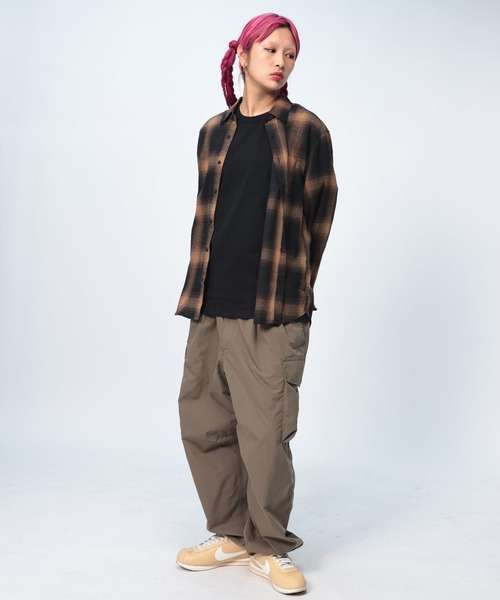 GLOVE HOUSE（グローブハウス）の「GLOVE HOUSE チェック レギュラーカラー 長袖 ネルシャツ（シャツ/ブラウス・メンズ・ブラック/グリーン/ブラウン/ネイビー/ホワイト・M/L/LL）」の17枚目の写真