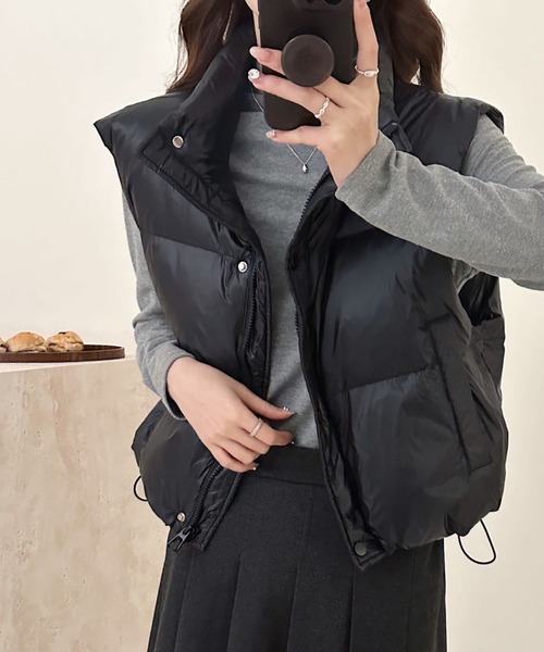 aimoha(アイモハ)の「【Aimoha】 スタンドネックダウンベスト (AW)(ダウンジャケット/コート・レディース・グレー/ブラック/チョコ/ホワイト・FREE)」の3枚目の写真
