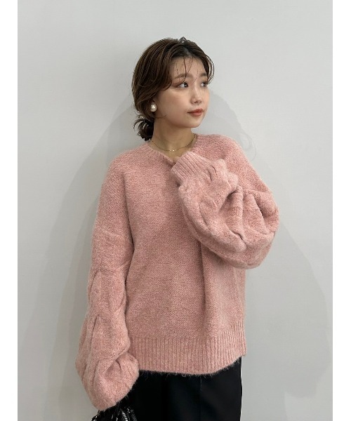 Mila Owen(ミラオーウェン)の「ミドルゲージケーブルスリーブニットプルオーバー(ニット/セーター・レディース・ピンク/アイボリー/ブラック/ラベンダー/グリーン・FREE)」の5枚目の写真
