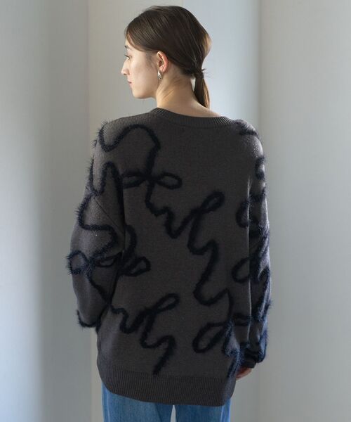 YECCA VECCA（イェッカヴェッカ）の「フェザーアートラインニット（ニット/セーター・レディース・ライトグレー/ネイビー/チャコールグレー・FREE）」の19枚目の写真