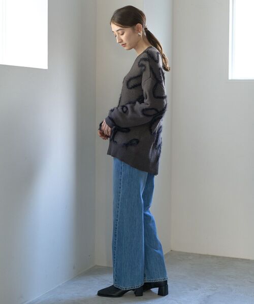 YECCA VECCA（イェッカヴェッカ）の「フェザーアートラインニット（ニット/セーター・レディース・ライトグレー/ネイビー/チャコールグレー・FREE）」の16枚目の写真