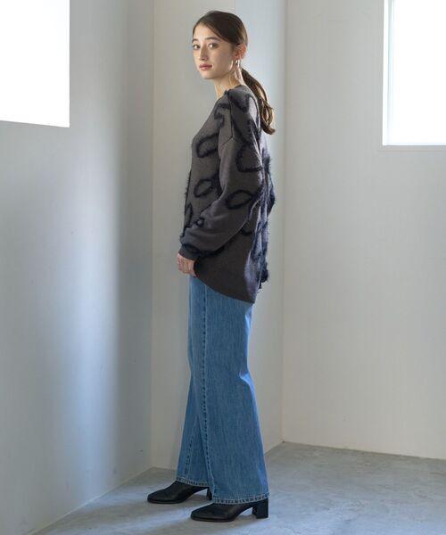 YECCA VECCA（イェッカヴェッカ）の「フェザーアートラインニット（ニット/セーター・レディース・ライトグレー/ネイビー/チャコールグレー・FREE）」の15枚目の写真