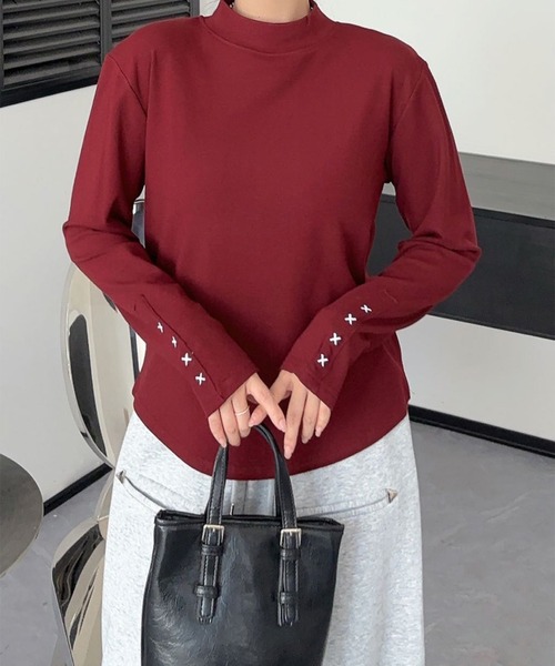 aimoha(アイモハ)の「ステッチスリーブハイネックトップス(Tシャツ/カットソー・レディース・ホワイト/ワインレッド/ブラック/チョコ/カーキ/グレー・FREE)」の9枚目の写真