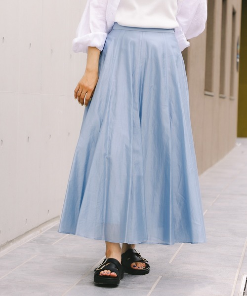 Ray BEAMS(レイビームス)の「エアリー シアー フレア スカート(スカート・レディース・サックスブルー/ブラック/ベージュ・1/0)」の3枚目の写真