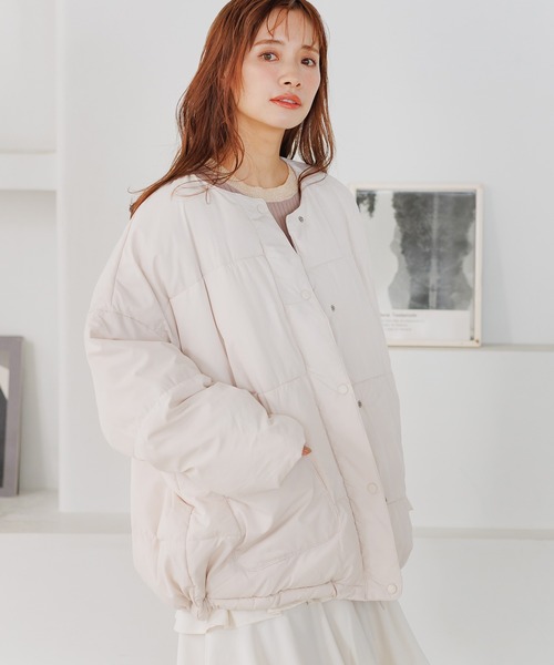 mysty woman(ミスティウーマン)の「マフラーツキノーカラーブルゾン 202904(ブルゾン・レディース・ベージュ/ブラック/アイボリー・FREE)」の10枚目の写真