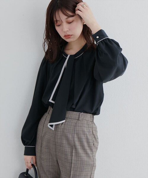 natural couture（ナチュラルクチュール）の「配色ボウタイ2WAYブラウス（シャツ/ブラウス・レディース・ネイビー/その他1/ピンクベージュ/サックスブルー/グレイッシュベージュ/オフホワイト/チャコールグレー・FREE）」の22枚目の写真