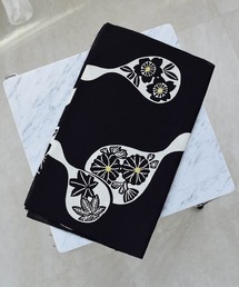 utatane（ウタタネ）の「てぬぐい utatane 瓢箪に菊と桜 日本製（ハンカチ/ハンドタオル）」