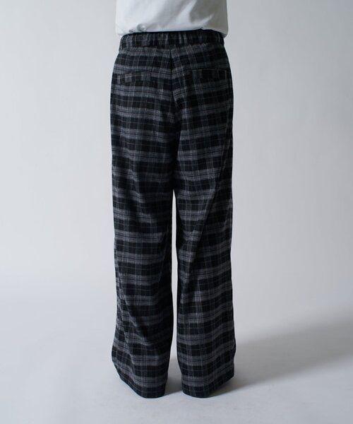 Lui's(ルイス)の「【Neucon/ニューコン】チェックワイドストレートイージースラックス(その他パンツ・メンズ・ブラウン/ブラック・2/1)」の7枚目の写真