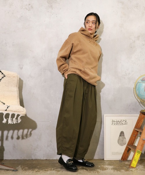 HARVESTY（ハーベスティ）の「HARVESTY / ハーベスティー CIRCUS PANTS COMA COTTON GARBERDINE CLOTH サーカスパンツ ギャバジン（その他パンツ・レディース・ブラック/オリーブ/ベージュ・1/0/2）」の6枚目の写真