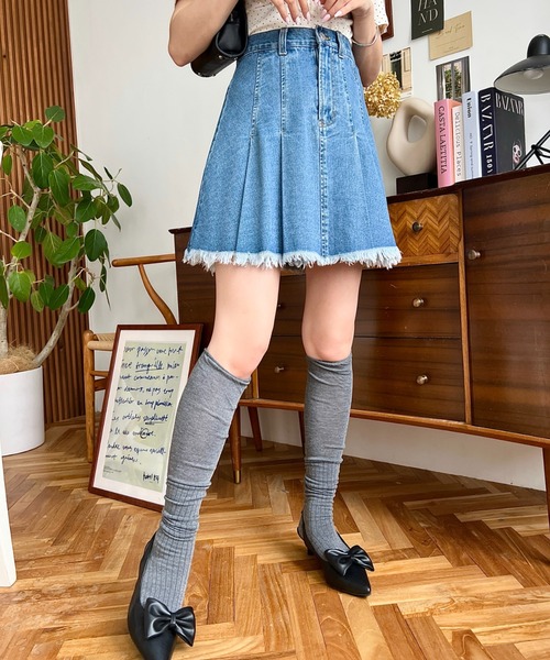 moment+（モーメントプラス）の「フリンジプリーツデニムスカート（デニムスカート・レディース・インディゴブルー/ブルー/ブラック・M/L）」の12枚目の写真