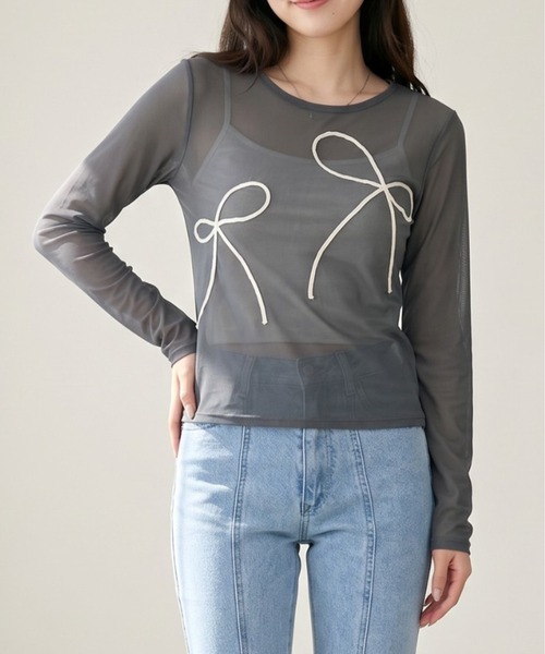 Per sist ence（パーシエンス）の「シアーリボンコード刺繍プルオーバー（Tシャツ/カットソー・レディース・チャコールグレー/アイボリー/ブラック・FREE）」の3枚目の写真