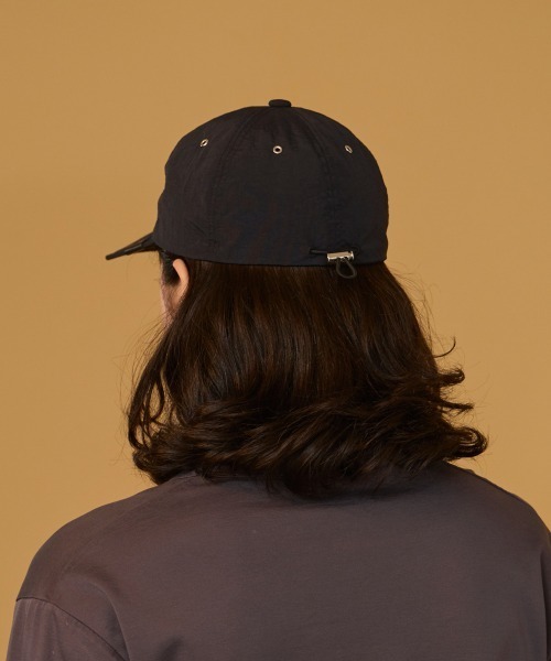 arth（アース）の「arth  Nylon Shield Taffeta Cap / アース（キャップ・レディース・ブラック/ブラウン/ライトパープル・57~59cm）」の7枚目の写真