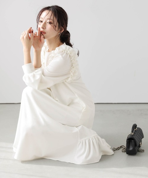 SUGAR BISKET(シュガービスケット)の「ショルダーフリルワンピース(ワンピース・レディース・ブラック/ホワイト/ブラウン・M/L)」の5枚目の写真