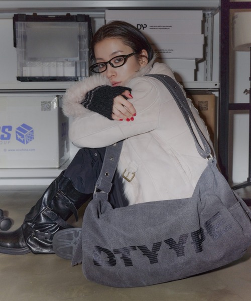 ロゴ入りヴィンテージ風ボストンバッグ（ショルダーバッグ）｜DTYYPE