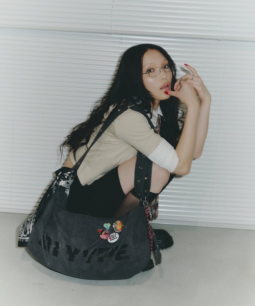 セール】ロゴ入りヴィンテージ風ボストンバッグ（ショルダーバッグ