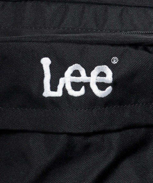 Lee(リー)の「Lee/リー 撥水 ロゴ ワンポイント刺繍 多ポケットバックパック/リュック/チャーム付き/大容量 約31L/レディース メンズ(バックパック/リュック・レディース・ブラック×ホワイト/ブラック×ピンク/ブラック×ブラック・FREE)」の13枚目の写真