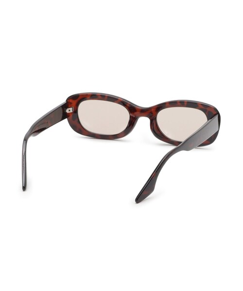 SHOO・LA・RUE(シューラルー)の「ボリュームフレームサングラス(サングラス・レディース・ホワイト/ブラック/ダークブラウン系4・00)」の5枚目の写真