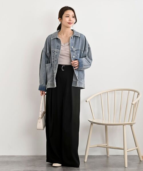 rps（アールピーエス）の「レースふちどりシャーリングタンクトップ（タンクトップ・レディース・ブラック/オフホワイト/ピンクベージュ/グレイッシュベージュ・M/L）」の15枚目の写真