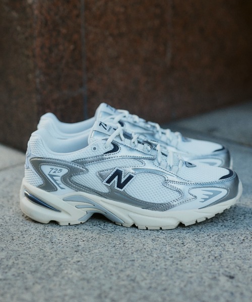 ML725CG WHITE/BLACK（スニーカー）｜New Balance