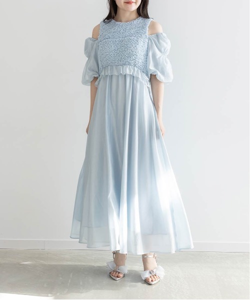 RANDA（ランダ）の「シャーリングデザインワンピース（ワンピース・レディース・ブルー/ブラック/ホワイト・1/0）」の21枚目の写真