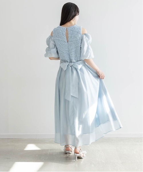 RANDA（ランダ）の「シャーリングデザインワンピース（ワンピース・レディース・ブルー/ブラック/ホワイト・1/0）」の18枚目の写真