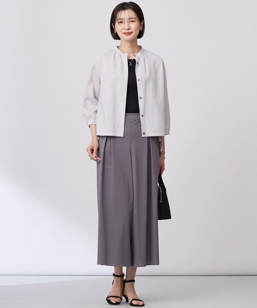 J.PRESS(ジェイプレス)の「【洗える・接触冷感・吸水速乾】麻SOLID バンドカラー シャツ ブラウス(シャツ/ブラウス・レディース・ライトグレー系/イエロー系/カーキ系/ホワイト系・T13/T15)」の9枚目の写真