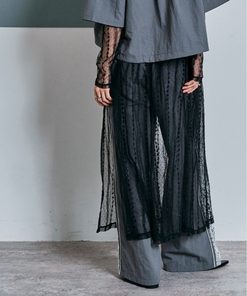 W:Huku(フーク)の「ドビー レース 花柄刺繍 メッシュ スカート(スカート・レディース・ブラック/ホワイト・FREE)」の15枚目の写真