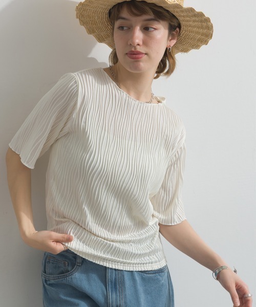 ウェーブジャガード　クルーネックTee