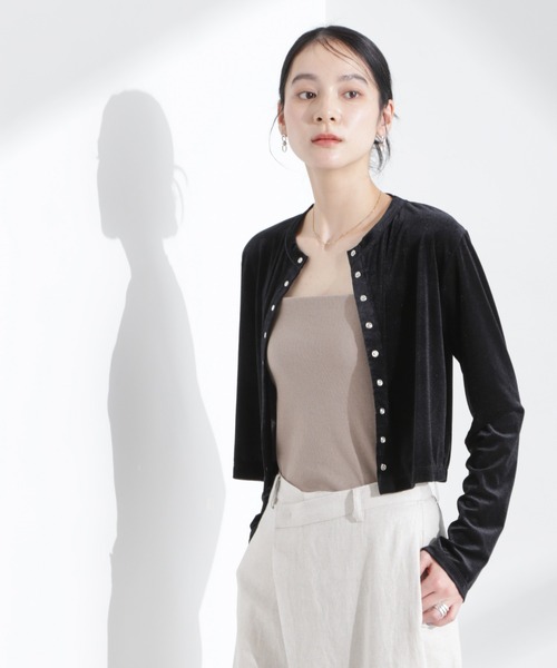 NANO universe(ナノユニバース)の「シアーベロアメニーボタンカーディガン(カーディガン/ボレロ・レディース・モカ/ブラック/ライトブルー・FREE)」の2枚目の写真