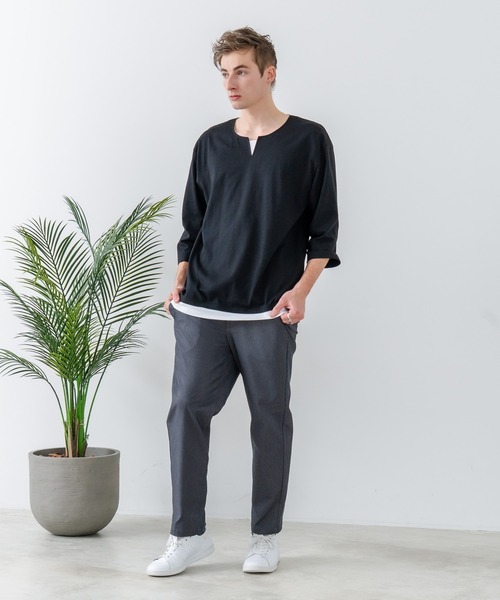 UNIIT(ユニット)の「【汗染みの目立ちにくいTシャツ ZEROSTAIN/ゼロステイン】フェイクレイヤード ビッグシルエット キーネック クルーネック 7分袖Tシャツ 防汚 UVカット 綿タッチ・厚手(Tシャツ/カットソー・メンズ・ホワイト系その他2/ベージュ系その他/ブラック系その他/ブルー系その他2/ブルー系その他/スミクロ/ホワイト系その他・X-LARGE/LARGE/MEDIUM)」の10枚目の写真