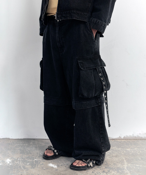 LIBERE(リベーレ)の「LIBERE リベーレ / UTILITY CARGO PANTS ワイドシルエットデニムカーゴパンツ / 251320(カーゴパンツ・メンズ・ブラック・LARGE/SMALL)」の22枚目の写真