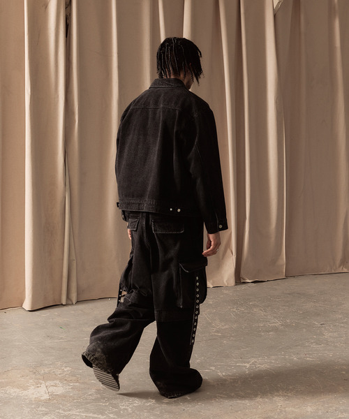 LIBERE(リベーレ)の「LIBERE リベーレ / UTILITY CARGO PANTS ワイドシルエットデニムカーゴパンツ / 251320(カーゴパンツ・メンズ・ブラック・LARGE/SMALL)」の9枚目の写真