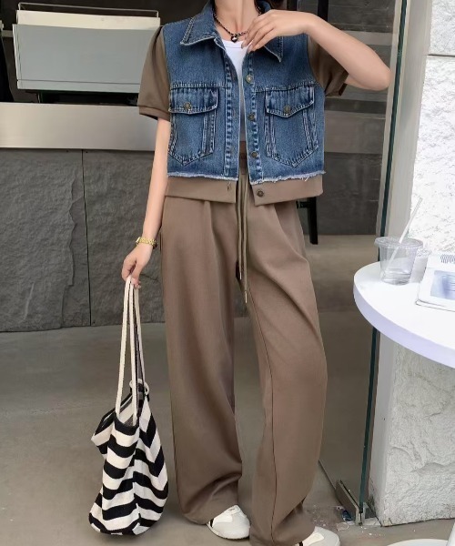 FAVORITO(ファヴォリート)の「襟付き半袖カットソー切り替えデニムトップスパンツ2点セットアップ(セットアップ・レディース・ブラック/ブラウン/ベージュ/グレー・F)」の9枚目の写真