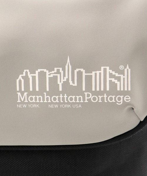 Manhattan Portage(マンハッタンポーテージ)の「Nylon Messenger Bag Back Pocket W/ Divider Magnet VEG Leather 600D HYDR(メッセンジャーバッグ・メンズ・ブラック/グレー・X-SMALL)」の19枚目の写真