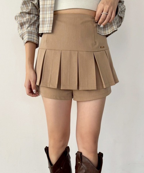one after another NICE CLAUP（ワンアフターアナザーナイスクラップ）の「【サイズ展開あり】プレート付きプリーツスカパン（その他パンツ・レディース・ブラック/オフホワイト/杢グレー/ベージュ・SMALL/MEDIUM）」の7枚目の写真