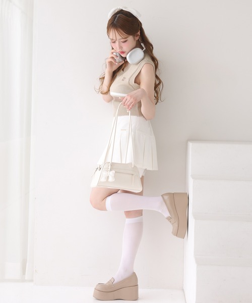 one after another NICE CLAUP（ワンアフターアナザーナイスクラップ）の「【サイズ展開あり】プレート付きプリーツスカパン（その他パンツ・レディース・ブラック/オフホワイト/杢グレー/ベージュ・SMALL/MEDIUM）」の20枚目の写真