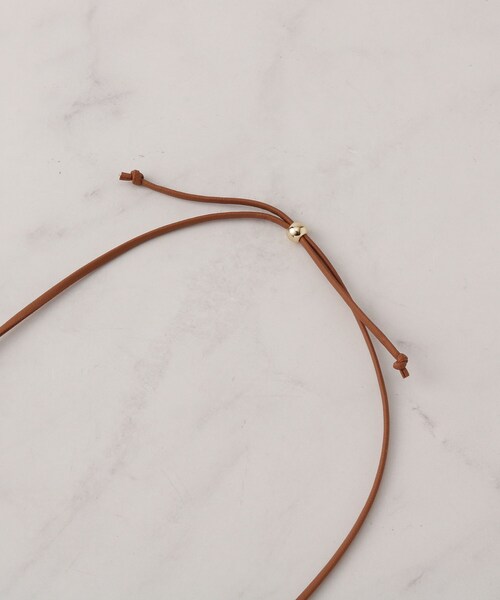 SHOO・LA・RUE（シューラルー）の「オーバルワントップコードネックレス（ネックレス・レディース・グレー/ライトベージュ/ダークブラウン・00）」の7枚目の写真