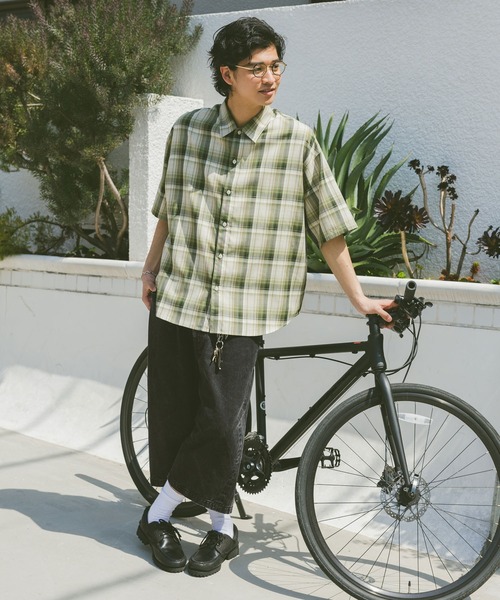 RAGEBLUE（レイジブルー）の「ヴィンテージライクデニム6分丈バレルパンツ（デニムパンツ・メンズ・ブラック/グレー/ブルー・MEDIUM/LARGE）」の4枚目の写真