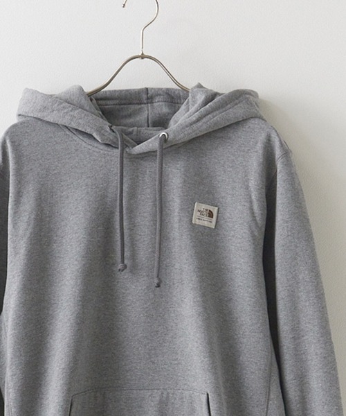 THE NORTH FACE（ザノースフェイス）の「THE NORTH FACE/ザ・ノースフェイス Heritage-Like Patch Pullover Hooded Sweatshirt. / NF0A7UNU 秋服 冬服（パーカー・レディース・ネイビー/ブラック/ヘザーグレー・S/M/L/XL）」の12枚目の写真