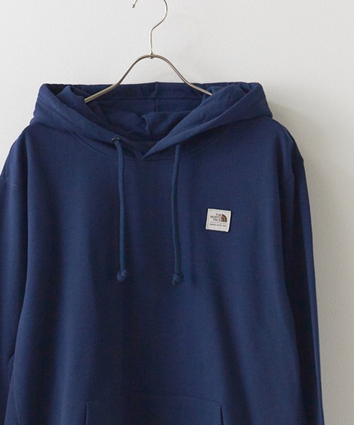 THE NORTH FACE（ザノースフェイス）の「THE NORTH FACE/ザ・ノースフェイス Heritage-Like Patch Pullover Hooded Sweatshirt. / NF0A7UNU 秋服 冬服（パーカー・レディース・ネイビー/ブラック/ヘザーグレー・S/M/L/XL）」の5枚目の写真