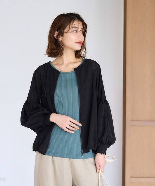 studio CLIP（スタディオクリップ）の「ダブルフロントシアーチェックブルゾンブラウス（シャツ/ブラウス・レディース・アイボリー/ライトブルー/ブラック・FREE）」の6枚目の写真