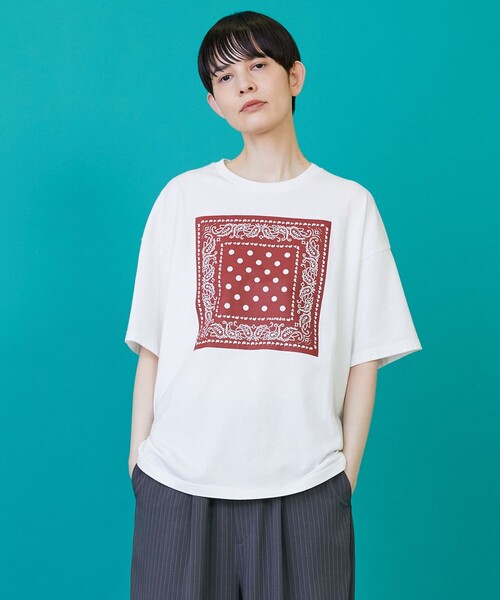 FRAPBOIS(フラボア)の「テイスバンダナT(Tシャツ/カットソー・レディース・ホワイト/ブラック・1/2)」の2枚目の写真