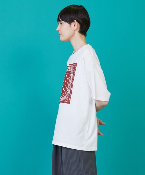 FRAPBOIS(フラボア)の「テイスバンダナT(Tシャツ/カットソー・レディース・ホワイト/ブラック・1/2)」の11枚目の写真