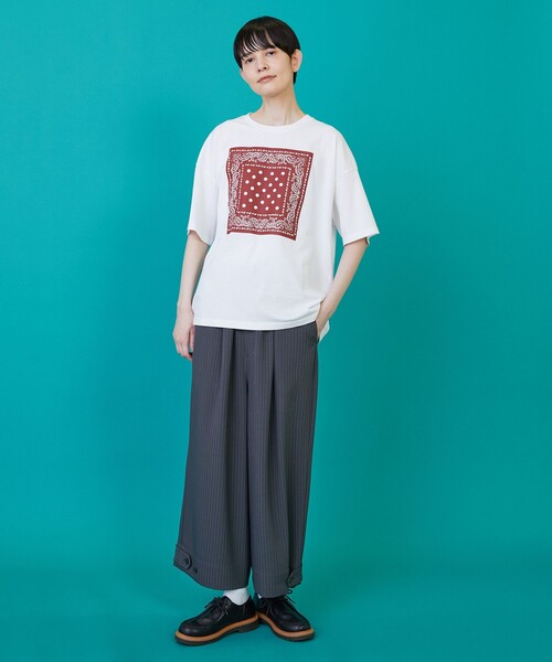 FRAPBOIS(フラボア)の「テイスバンダナT(Tシャツ/カットソー・レディース・ホワイト/ブラック・1/2)」の15枚目の写真