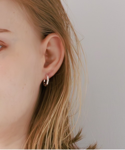FELN Tokyo（フェルントウキョウ）の「Product pierce No.006（ピアス（両耳用）・レディース・Silver/GOLD・FREE）」の2枚目の写真