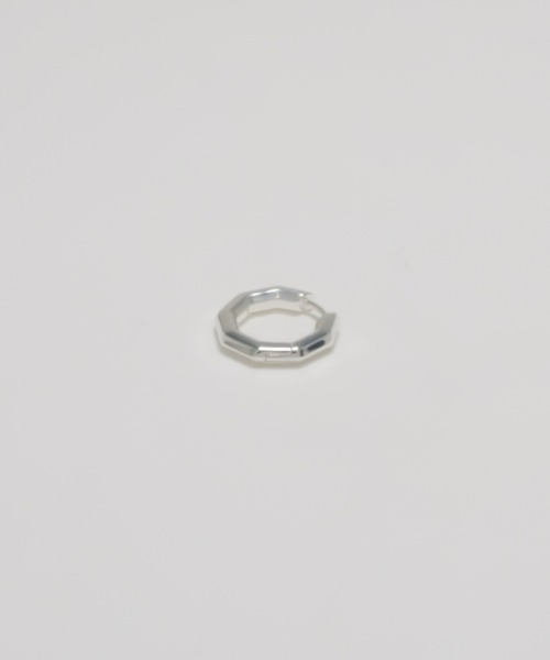 FELN Tokyo（フェルントウキョウ）の「Product pierce No.006（ピアス（両耳用）・レディース・Silver/GOLD・FREE）」の4枚目の写真